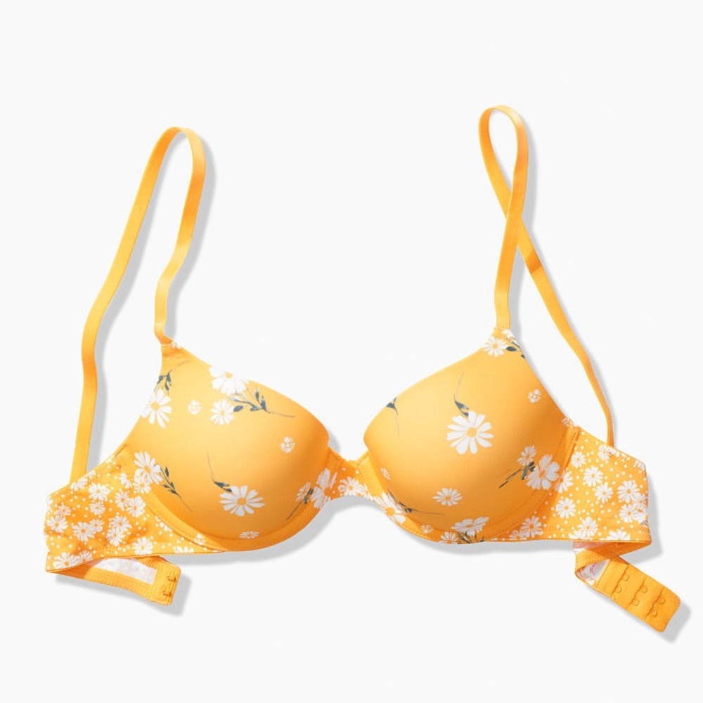 Victoria’s Secret Wear Everywhere T-shirt bra